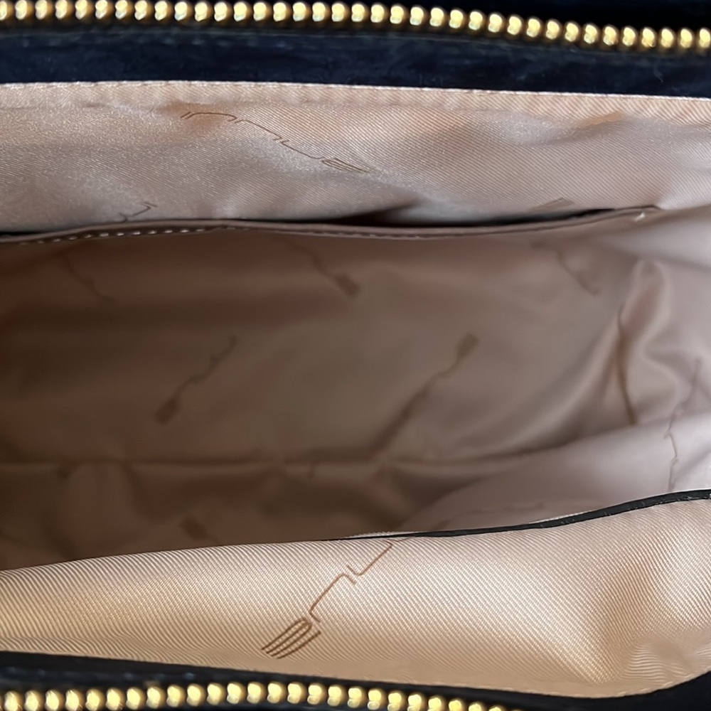 INNUE ITALY HANDBAG - Picture 8 of 10